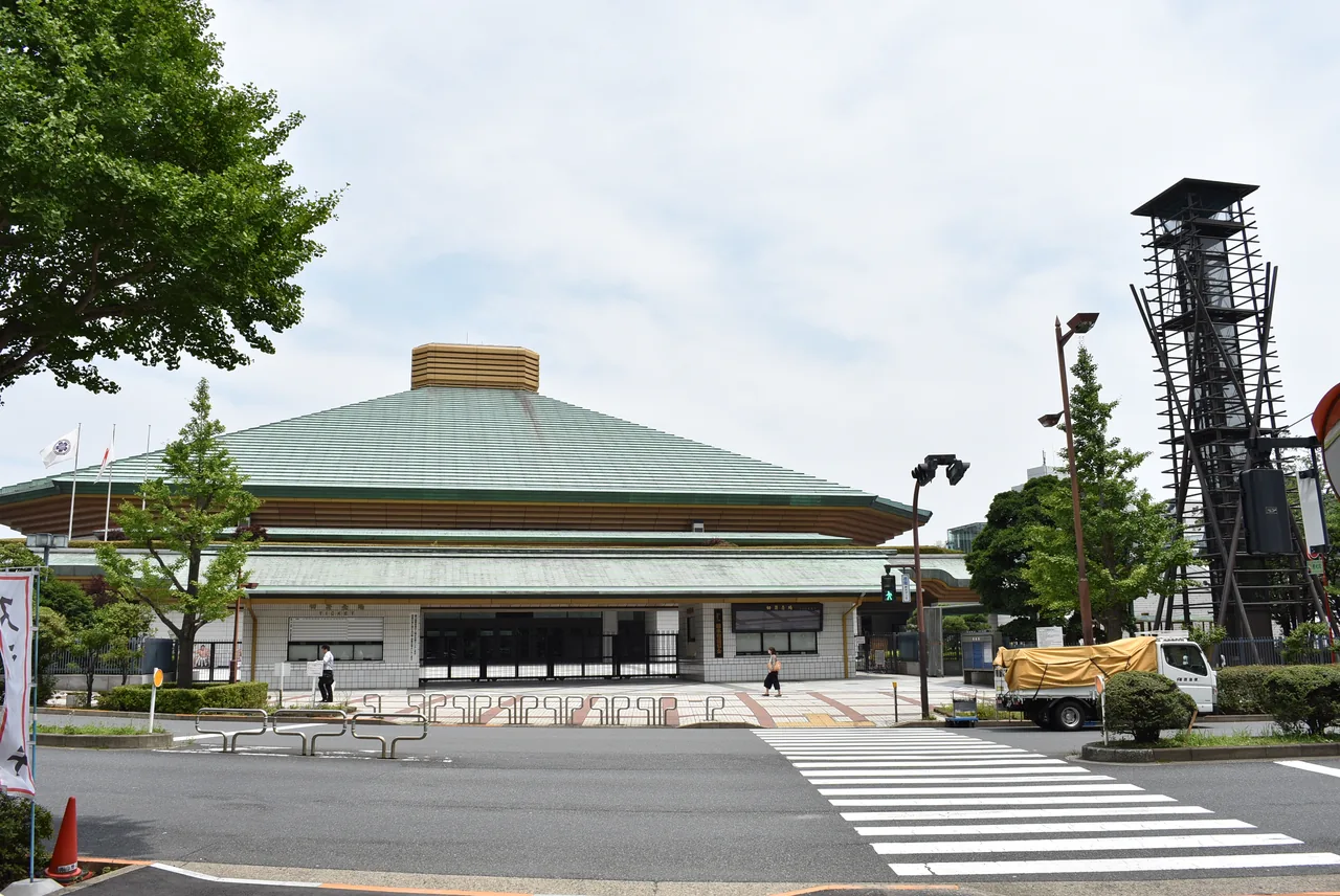 Ryogoku Kokugikan, Tokyo's national sumo stadium, across the river from Asakusa Ryogoku Kokugikan, Tokyo's national sumo stadium, across the river from Asakusa