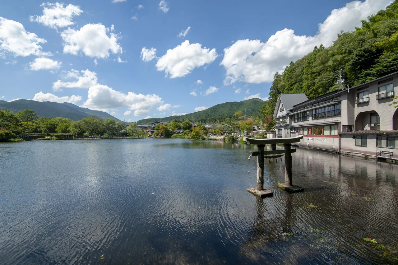 Kinrin Lake in Yufuin, with mist rising off the water