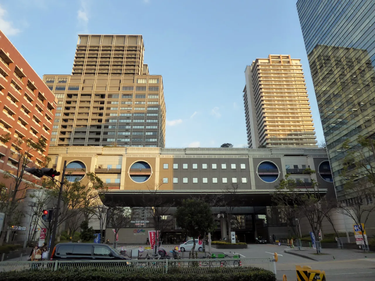 The curved frontage of the OCAT building above JR Namba station