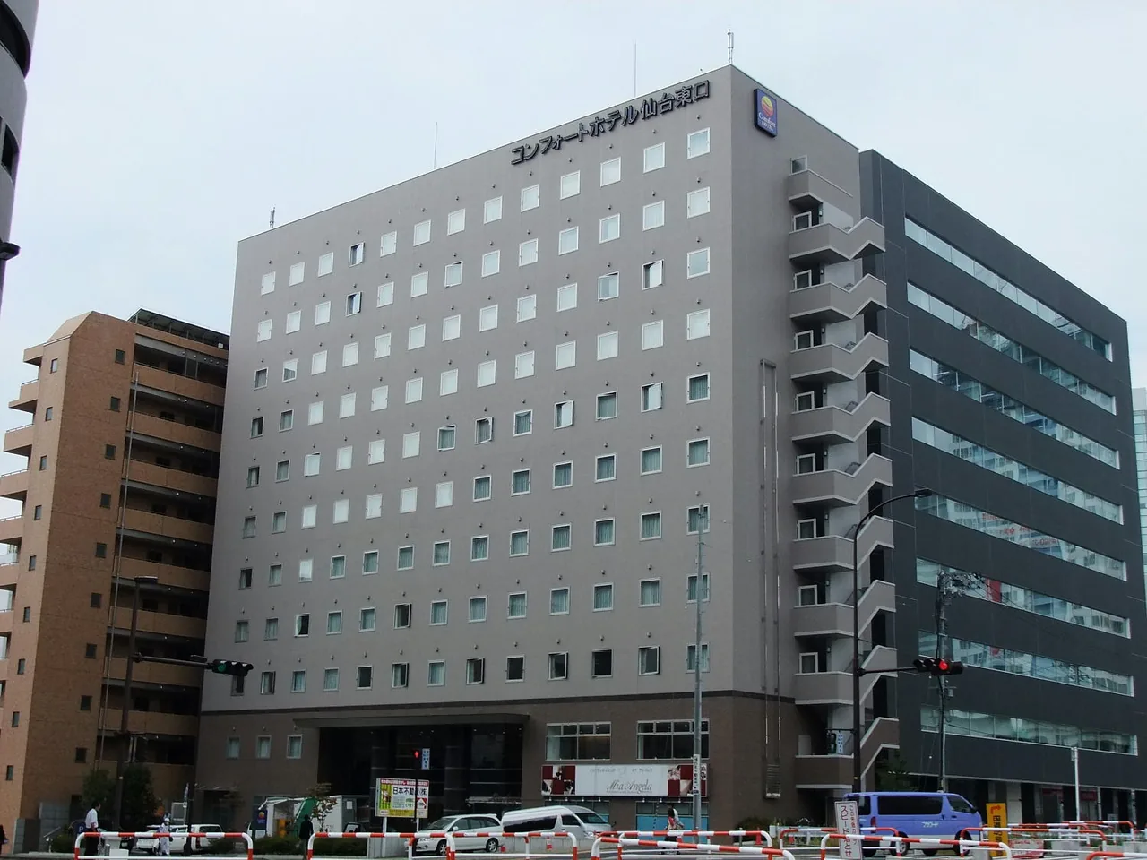 Comfort Hotel Sendai Higashiguchi, a grey mid-rise hotel on a street corner east of the station