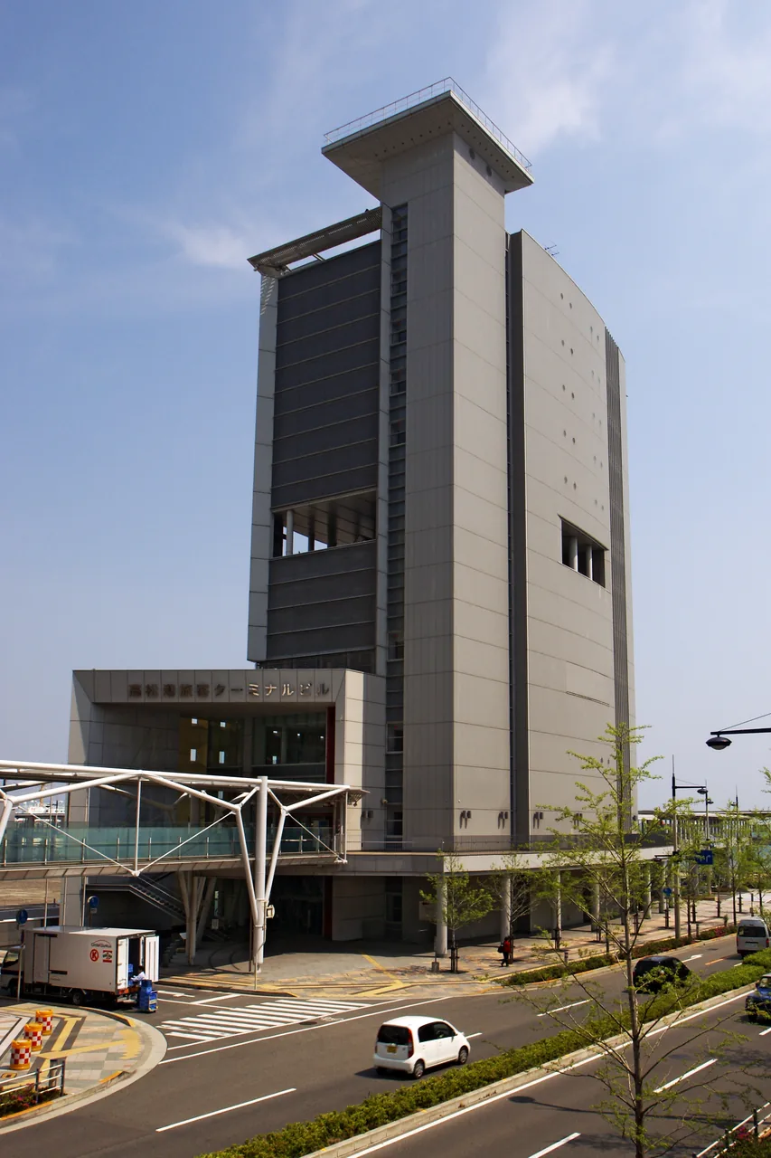 The passenger terminal building at Takamatsu Port The passenger terminal building at Takamatsu Port